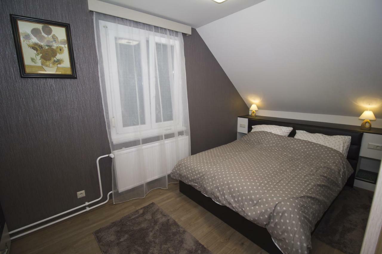 Appartamento Chez Moi Debrecen Esterno foto